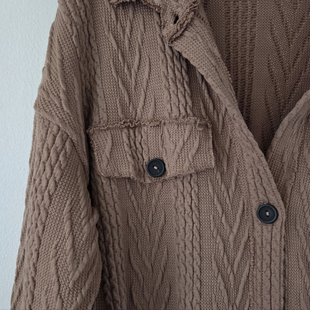 Tan Cardigan - Picture 3 of 4